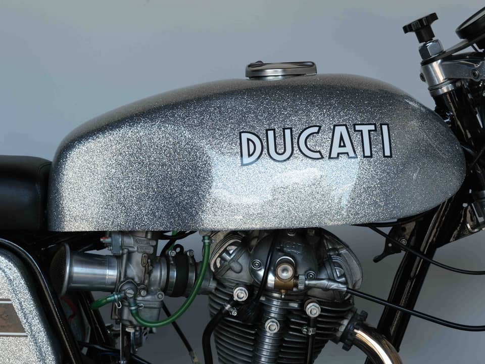 Image 61/64 of Ducati 350 Desmo (1971)