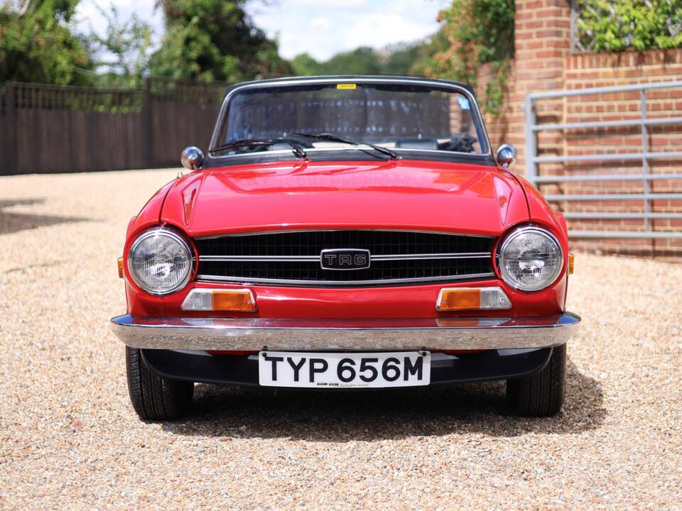 Image 6/50 de Triumph TR 6 (1973)