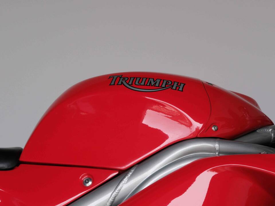 Image 60/66 of Triumph Daytona T595 (1998)