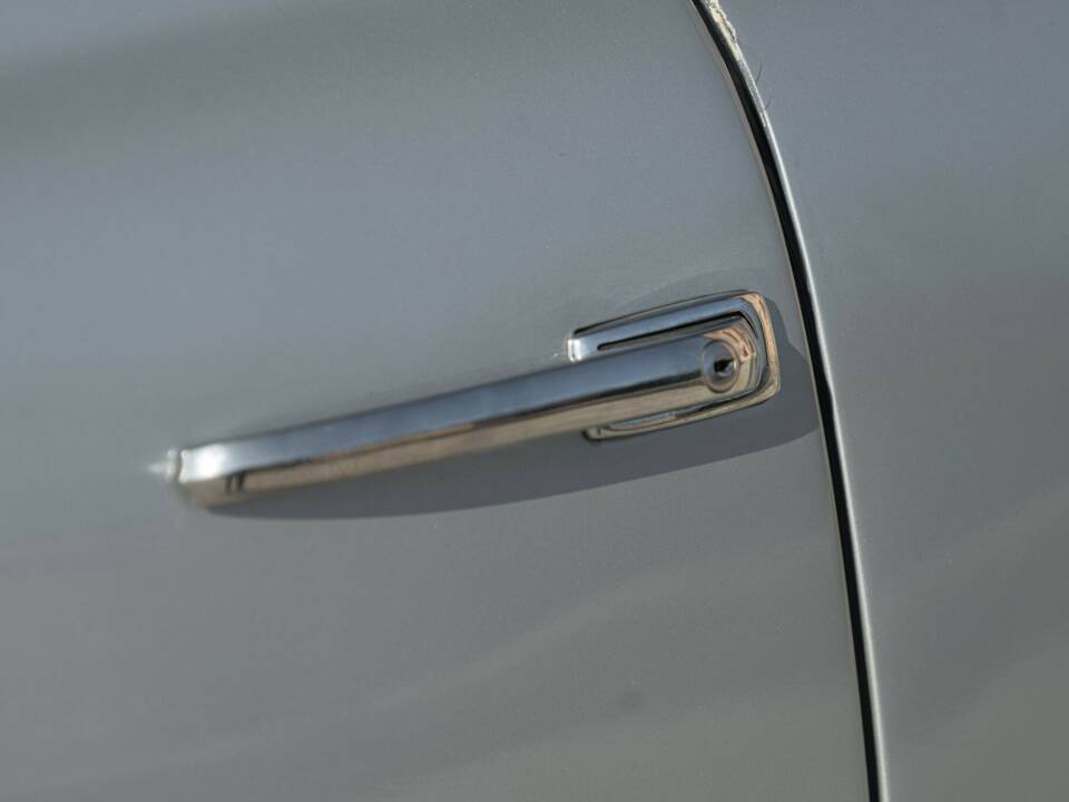 Image 31/50 of Alfa Romeo 1900 C Super Sprint Touring (1955)