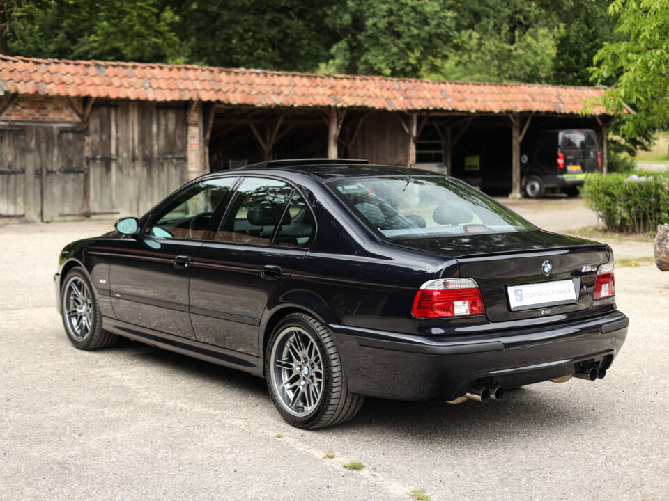Bild 3/82 von BMW M5 (2000)