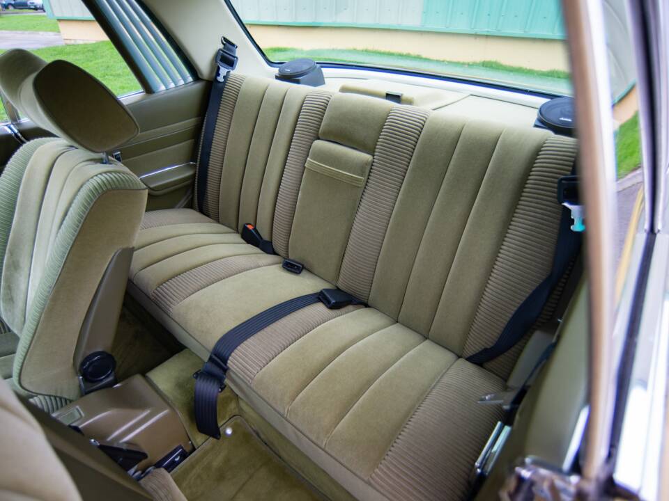Bild 15/29 von Mercedes-Benz 450 SLC (1978)
