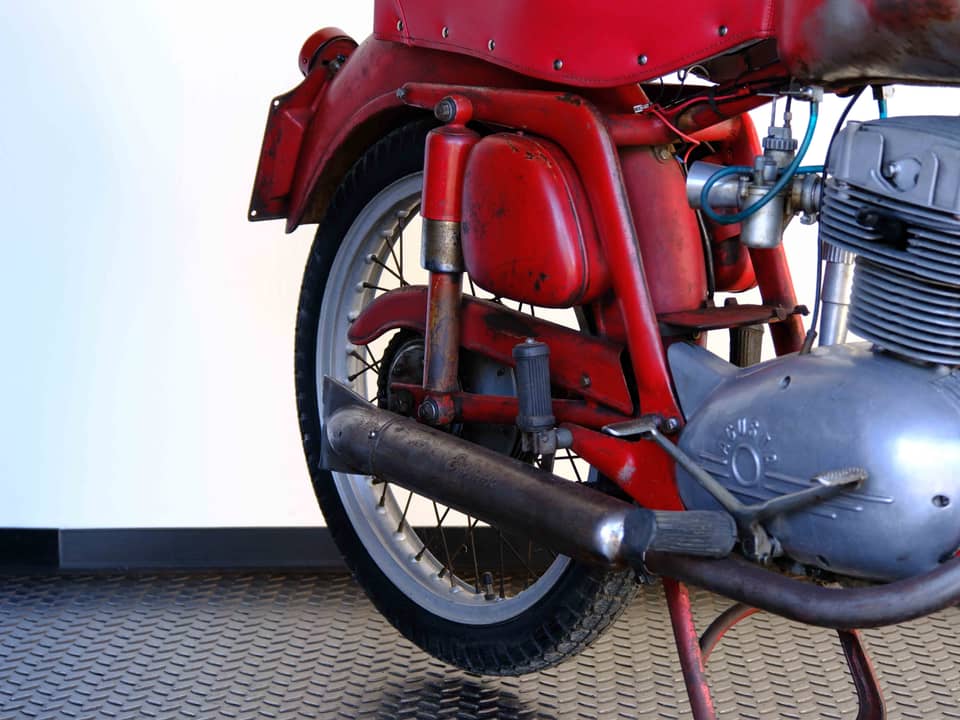 Image 19/83 of MV Agusta 175 CS Sport Disco Volante (1955)