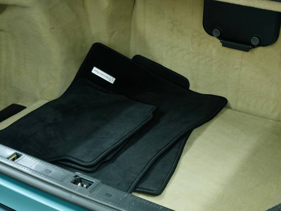 Bild 13/50 von Mercedes-Benz 600 SEC (1993)