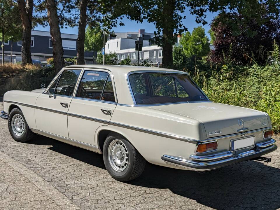 Bild 4/21 von Mercedes-Benz 280 SE 3,5 (1971)