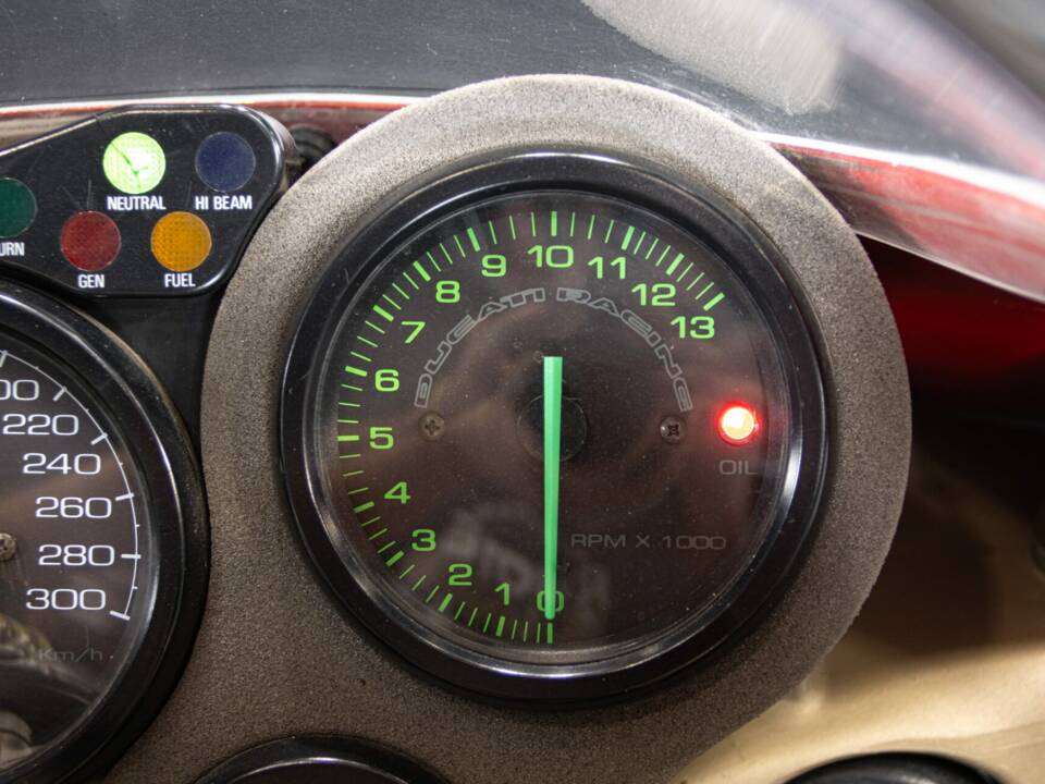 Image 50/50 of Ducati 748 S (1996)