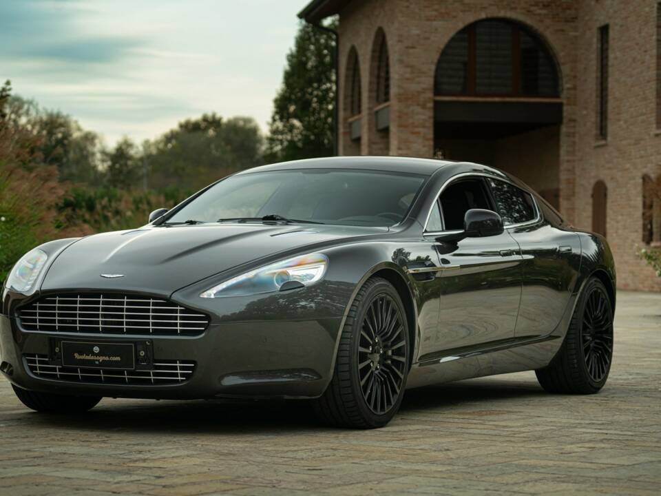 Bild 1/50 von Aston Martin Rapide (2010)