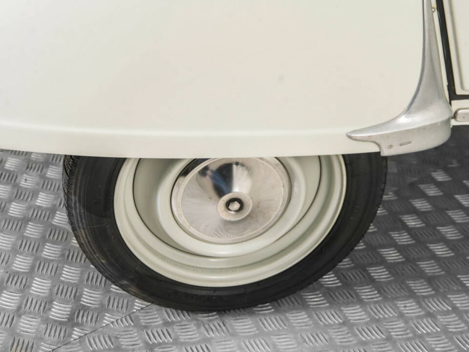 Image 36/50 de Citroën 2 CV 6 (1987)