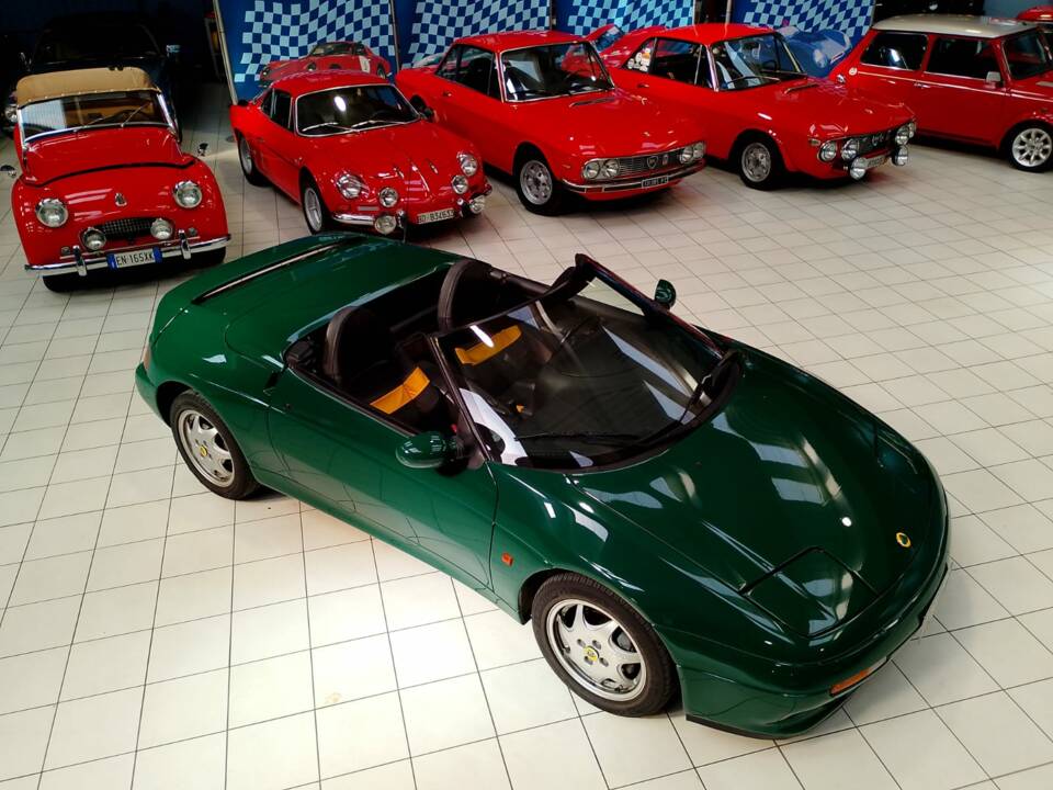 Image 13/46 of Lotus Elan SE (1992)