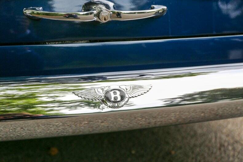 Image 48/49 of Bentley S 3 Continental Flying Spur (1964)