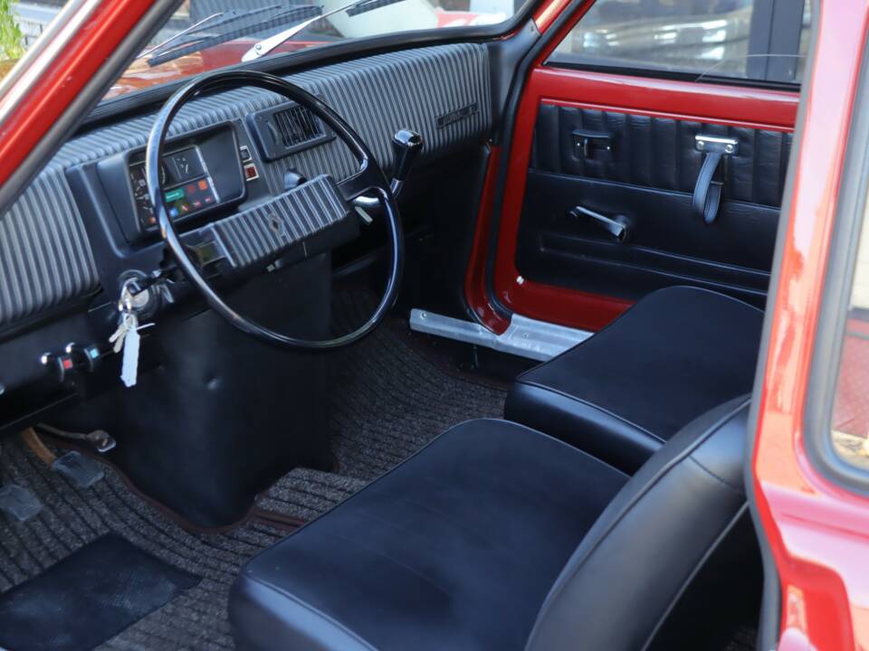 Immagine 19/50 di Renault R 5 L (1973)