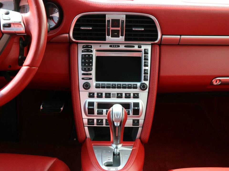 Image 14/23 of Porsche 911 Turbo (2008)