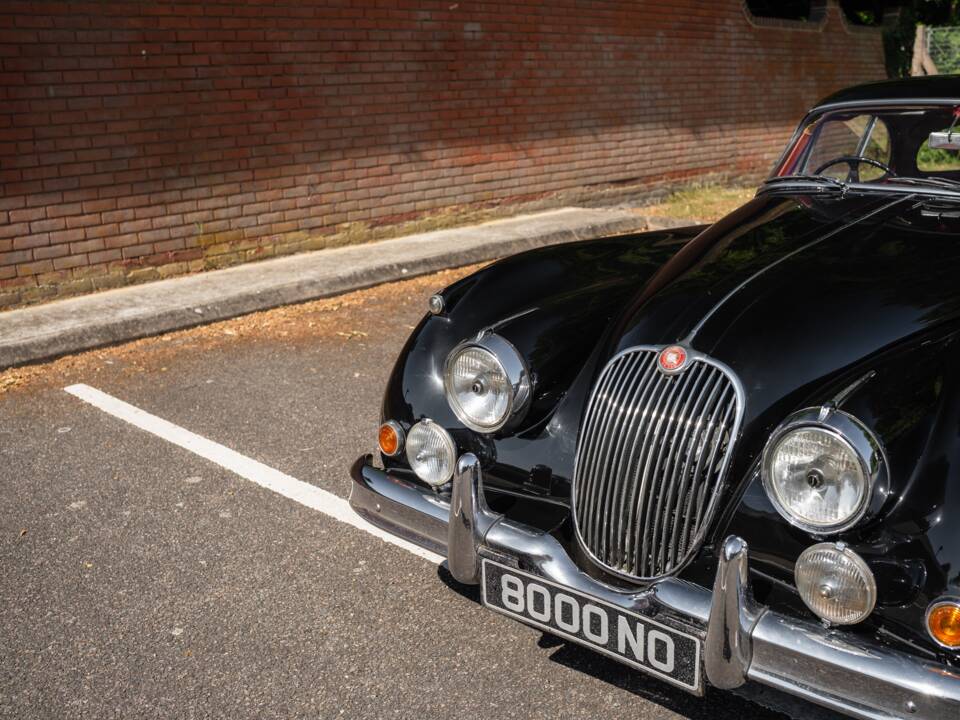 Image 16/21 of Jaguar XK 150 SE FHC (1958)