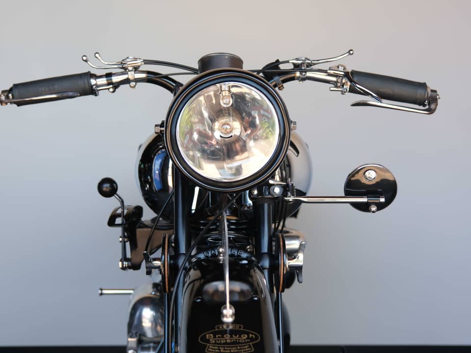 Image 44/99 of Brough-Superior SS 100 (1933)