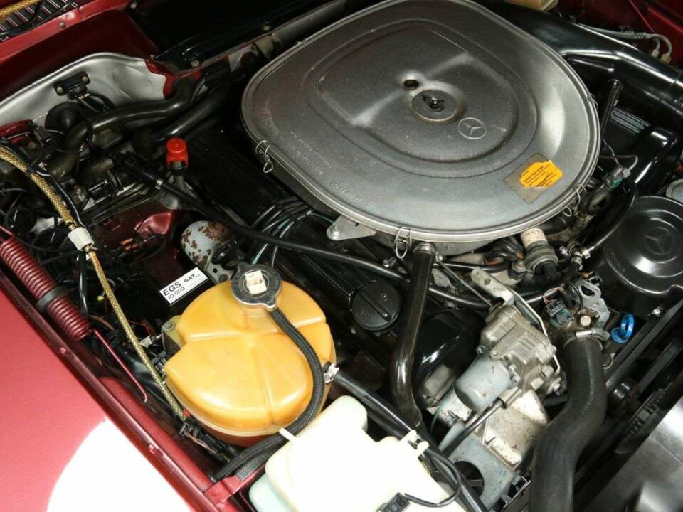 Bild 28/30 von Mercedes-Benz 560 SL (1989)