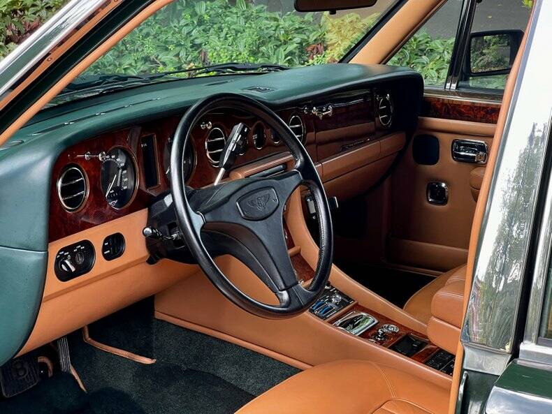 Bild 13/50 von Bentley Turbo R (1990)