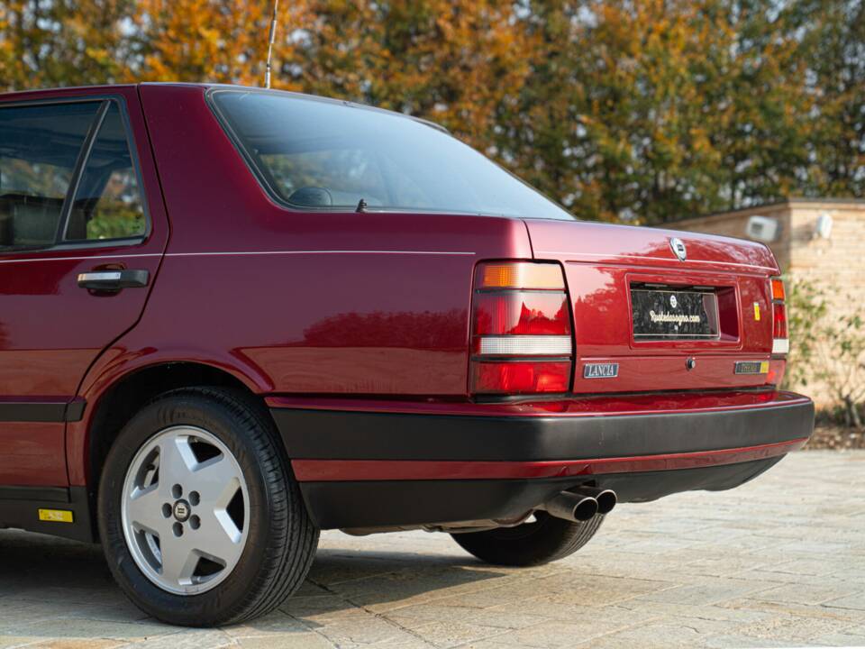 Imagen 19/50 de Lancia Thema 8.32 (1989)