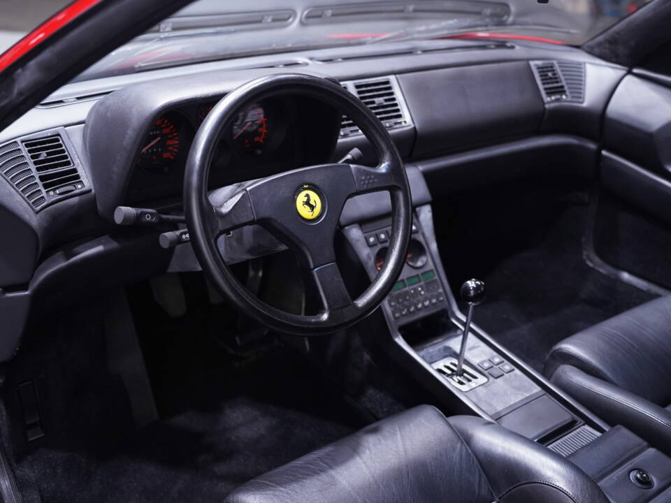 Bild 4/5 von Ferrari 348 TB (1989)
