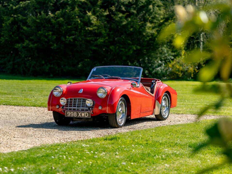 Image 22/50 of Triumph TR 3 (1956)