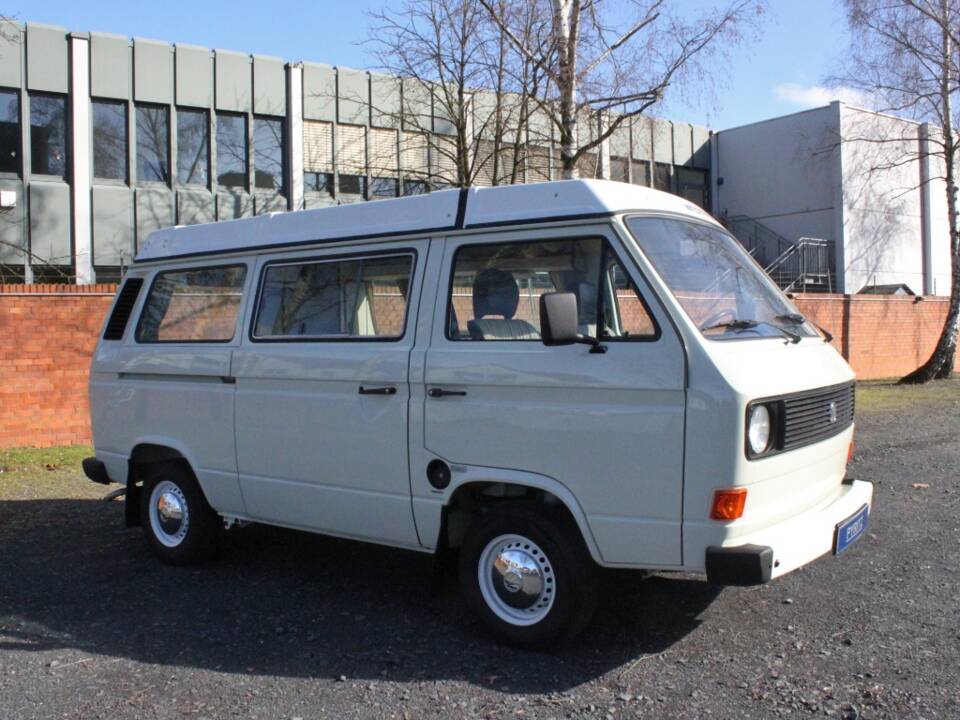 Bild 2/24 von Volkswagen T3 Camper 2.0 (1982)