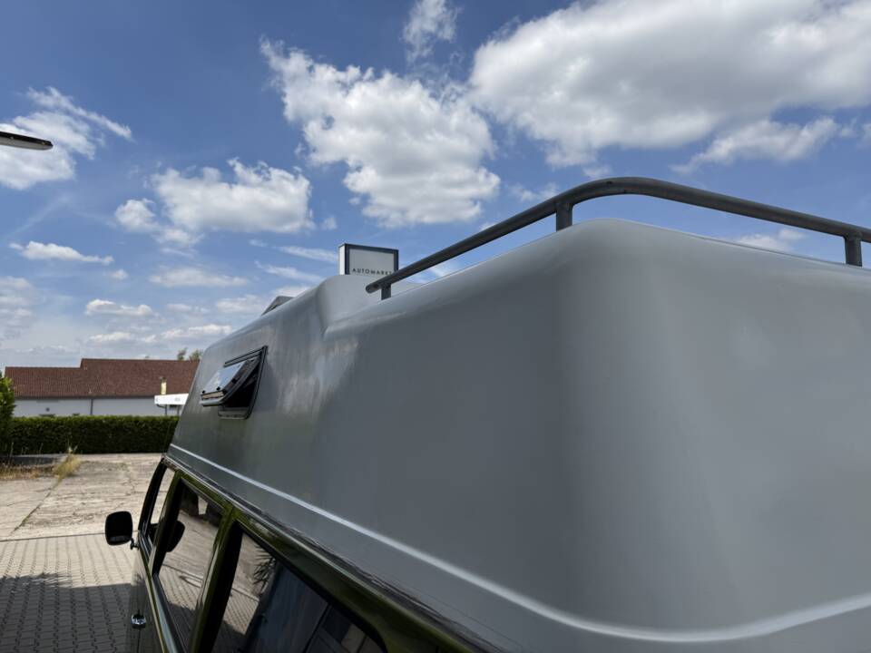 Image 41/100 of Volkswagen T2b Westfalia (1979)