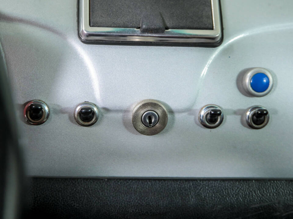 Image 28/50 of FIAT 500 R (1974)
