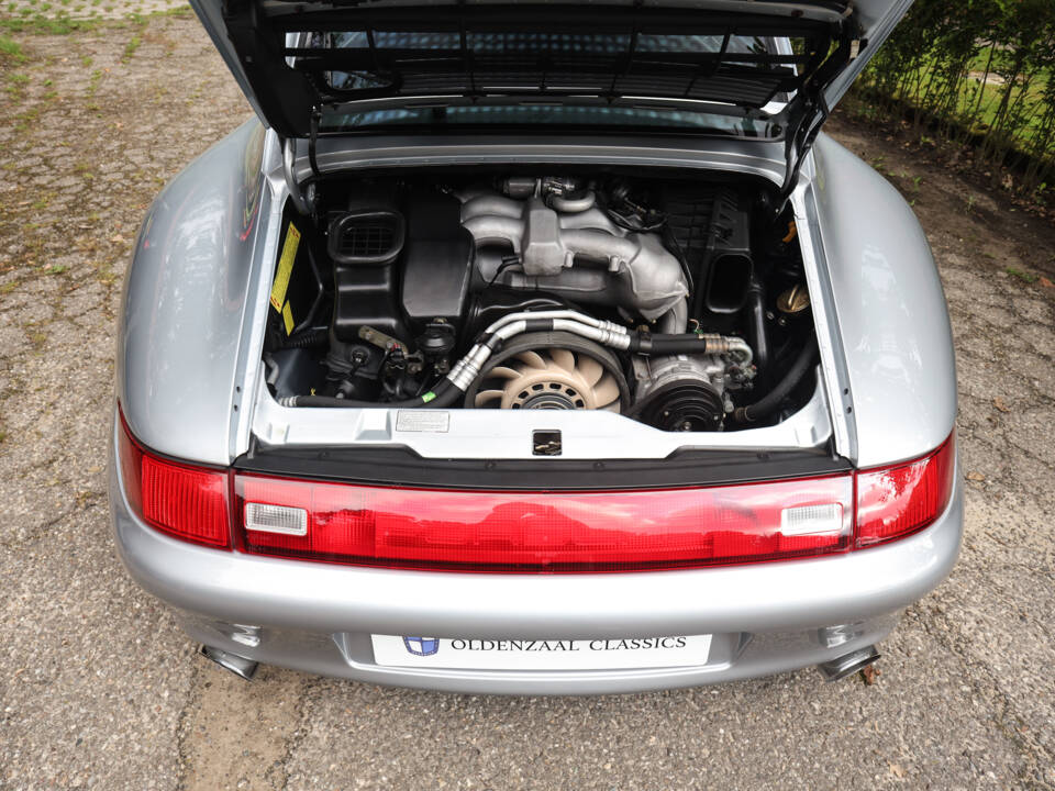 Image 18/90 de Porsche 911 Carrera 4S (1996)