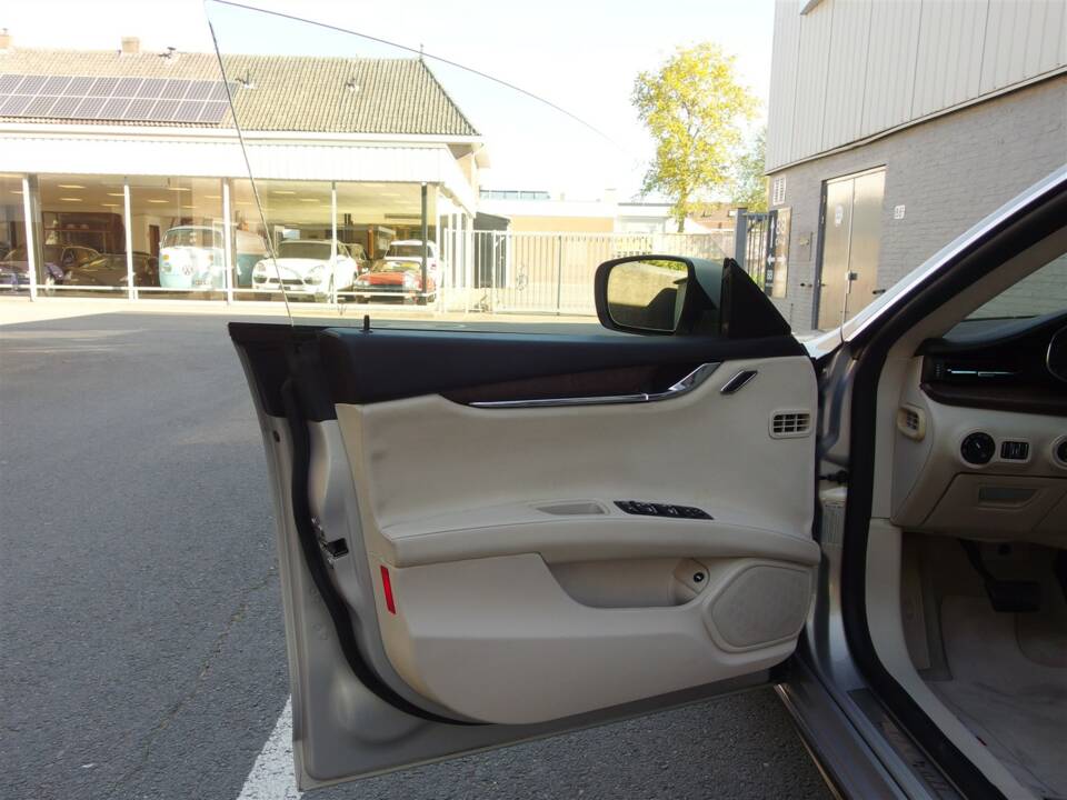 Image 37/99 of Maserati Quattroporte GTS (2014)
