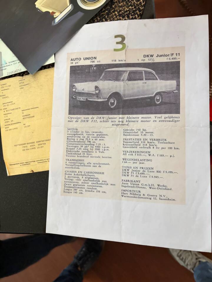 Image 15/21 de DKW F11 (1965)