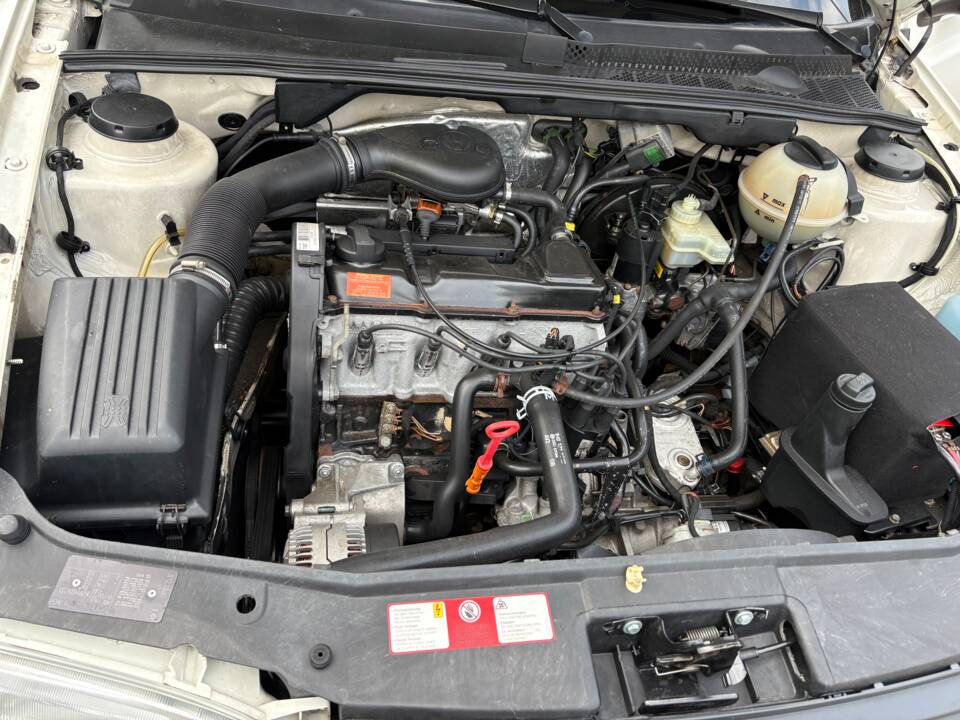 Immagine 8/26 di Volkswagen Golf III 1.8 (1993)