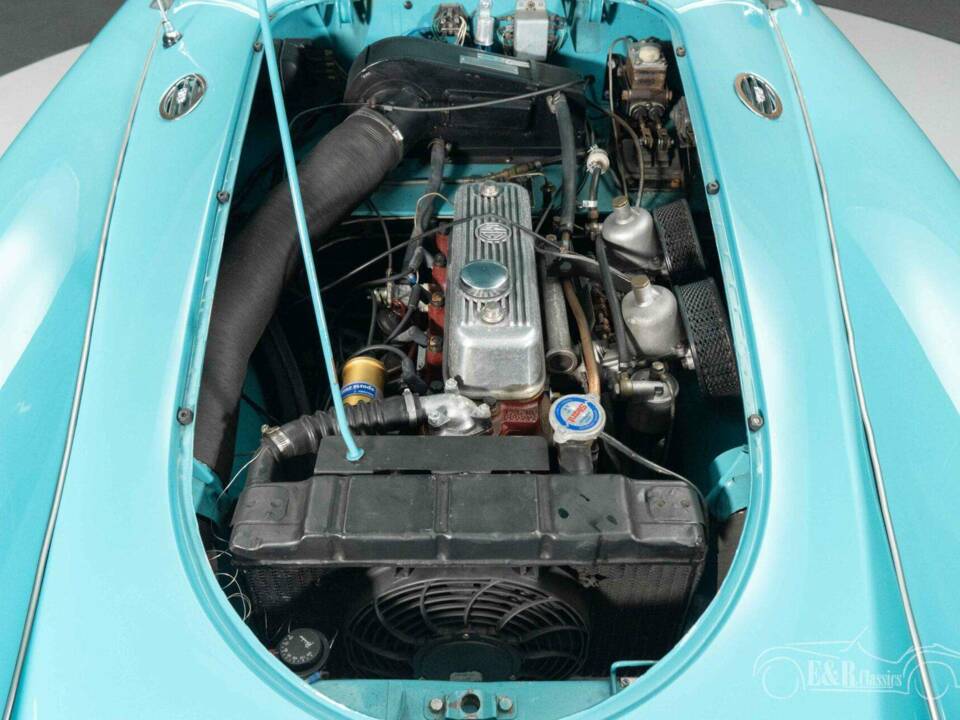 Image 19/19 of MG MGA 1500 (1958)