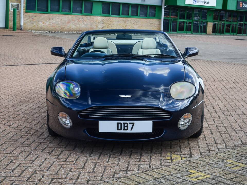 Bild 6/50 von Aston Martin DB 7 Vantage Volante (2001)