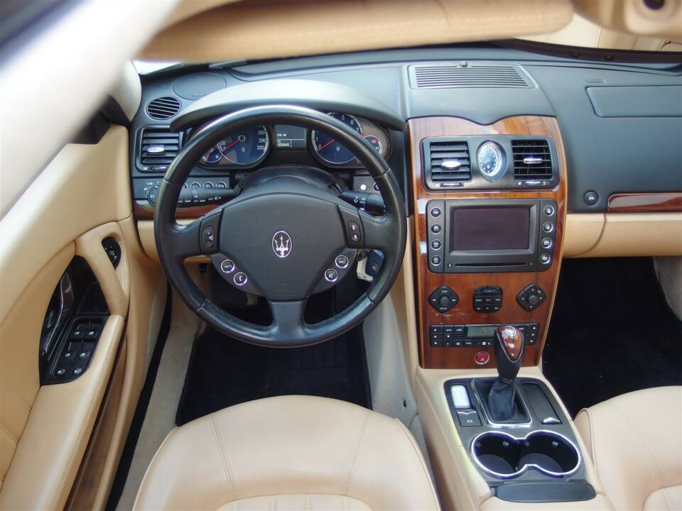 Bild 38/99 von Maserati Quattroporte 4.2 (2007)