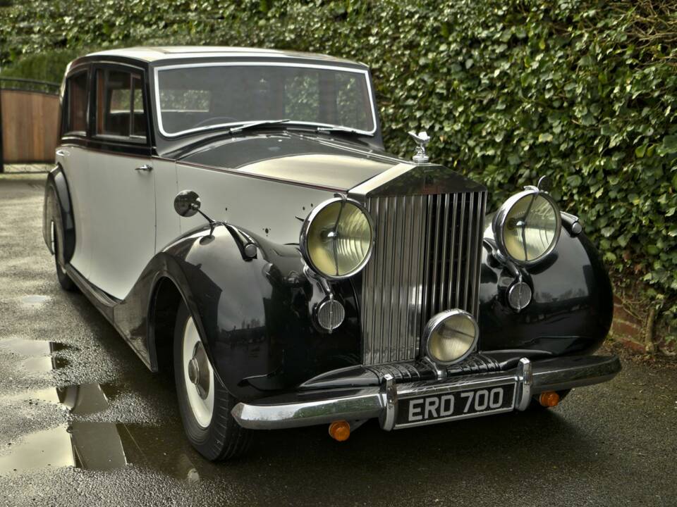 Image 2/50 de Rolls-Royce Silver Wraith (1949)