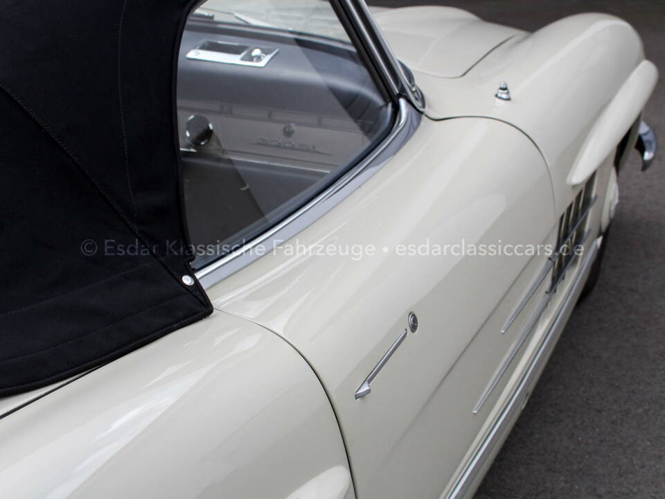 Image 34/38 de Mercedes-Benz 300 SL Roadster (1961)