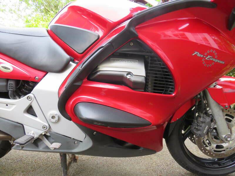 Immagine 3/43 di Honda ST 1300 Pan European ABS (2003)