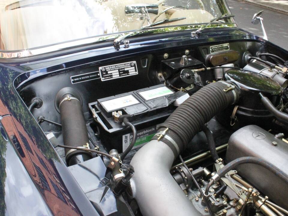 Image 9/22 de Mercedes-Benz 190 SL (1958)