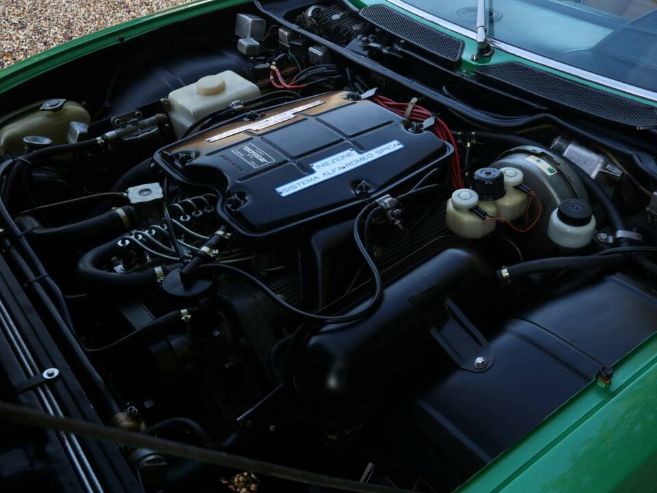 Image 30/50 of Alfa Romeo Montreal (1973)