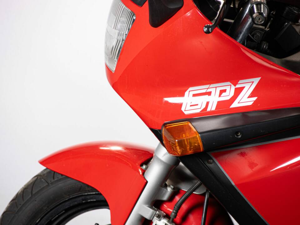 Imagen 15/47 de Kawasaki GPz 1000RX (1986)