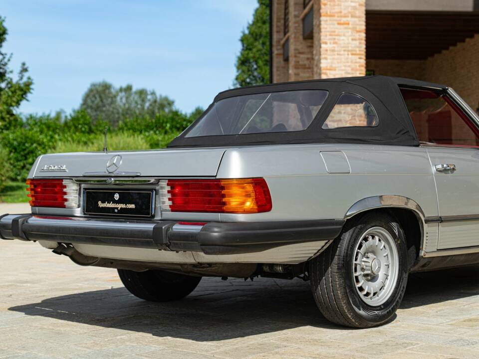 Image 9/50 de Mercedes-Benz 450 SL (1977)