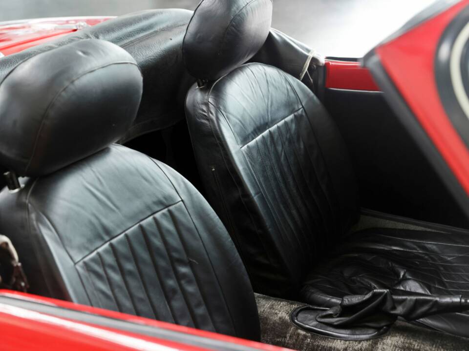 Afbeelding 18/33 van Triumph Spitfire Mk III (1968)