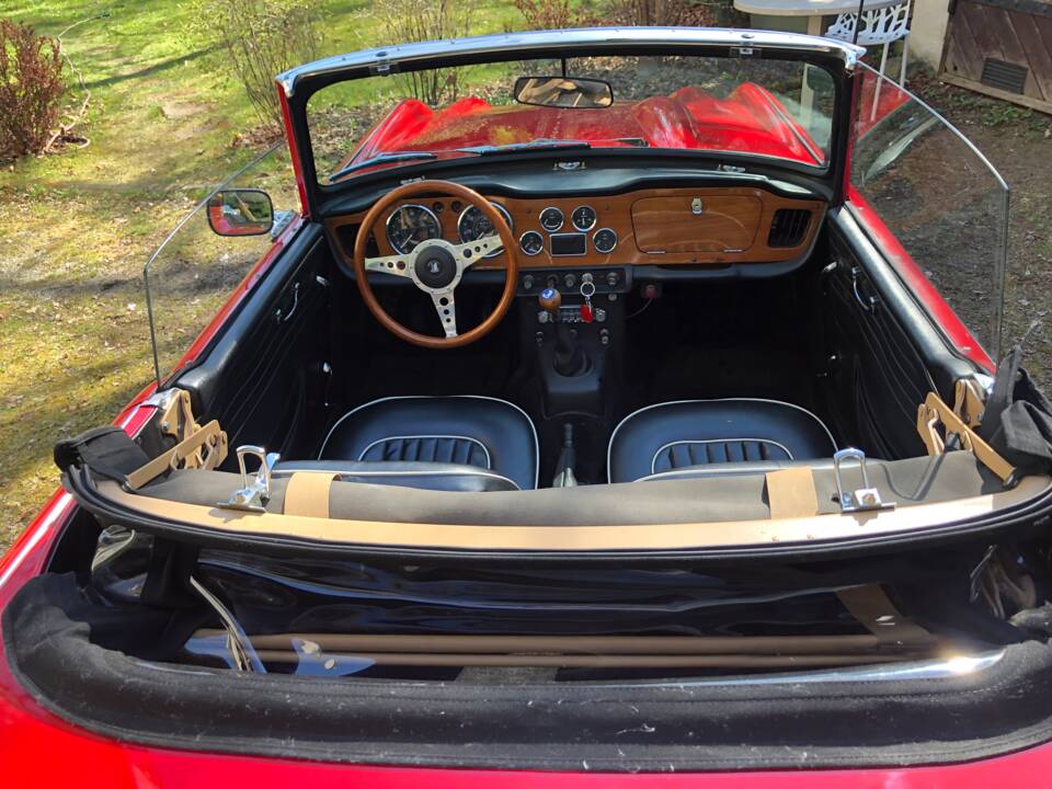 Bild 5/5 von Triumph TR 4A IRS (1967)