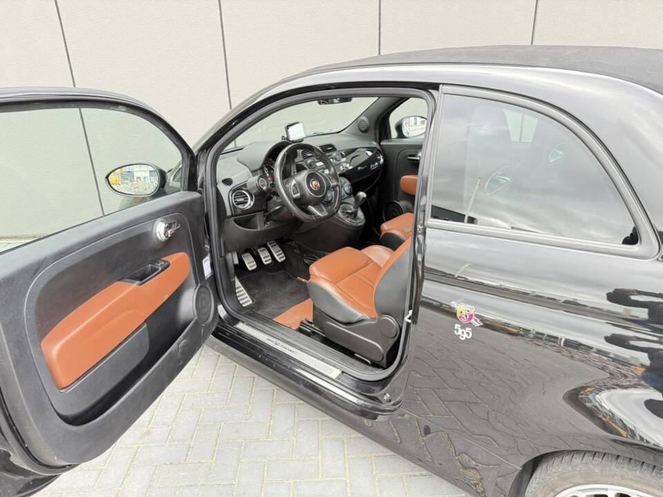 Image 9/17 of Abarth 595C (2015)