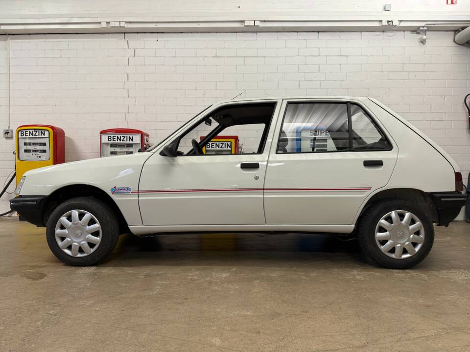Image 1/16 of Peugeot 205 (1992)