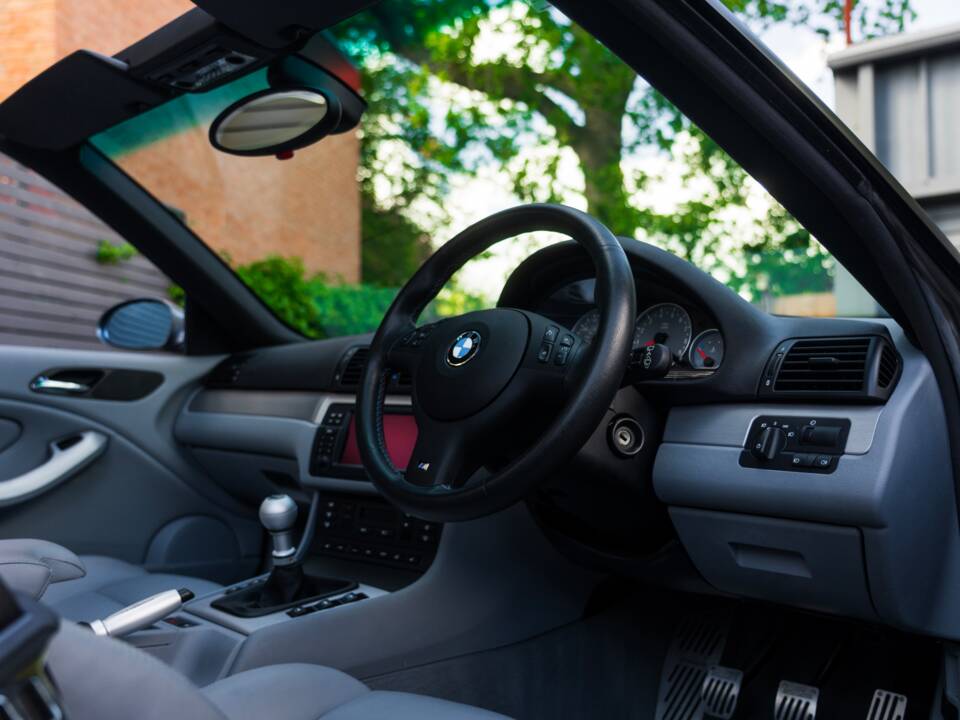 Immagine 55/70 di BMW M3 (2004)