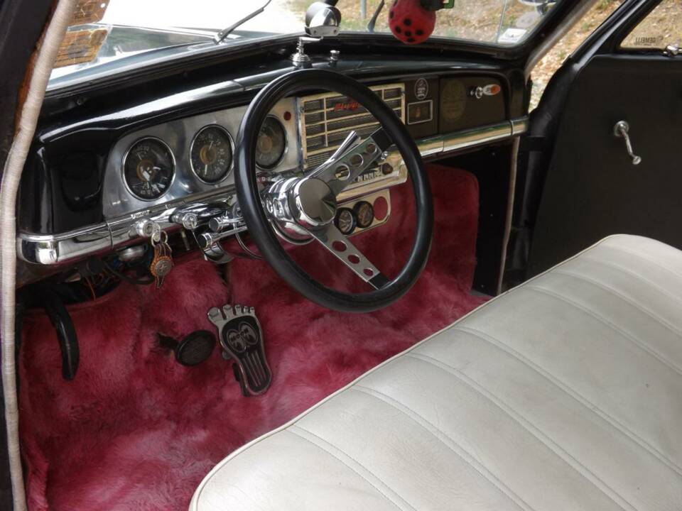 Image 14/50 de Plymouth Special Deluxe (1949)