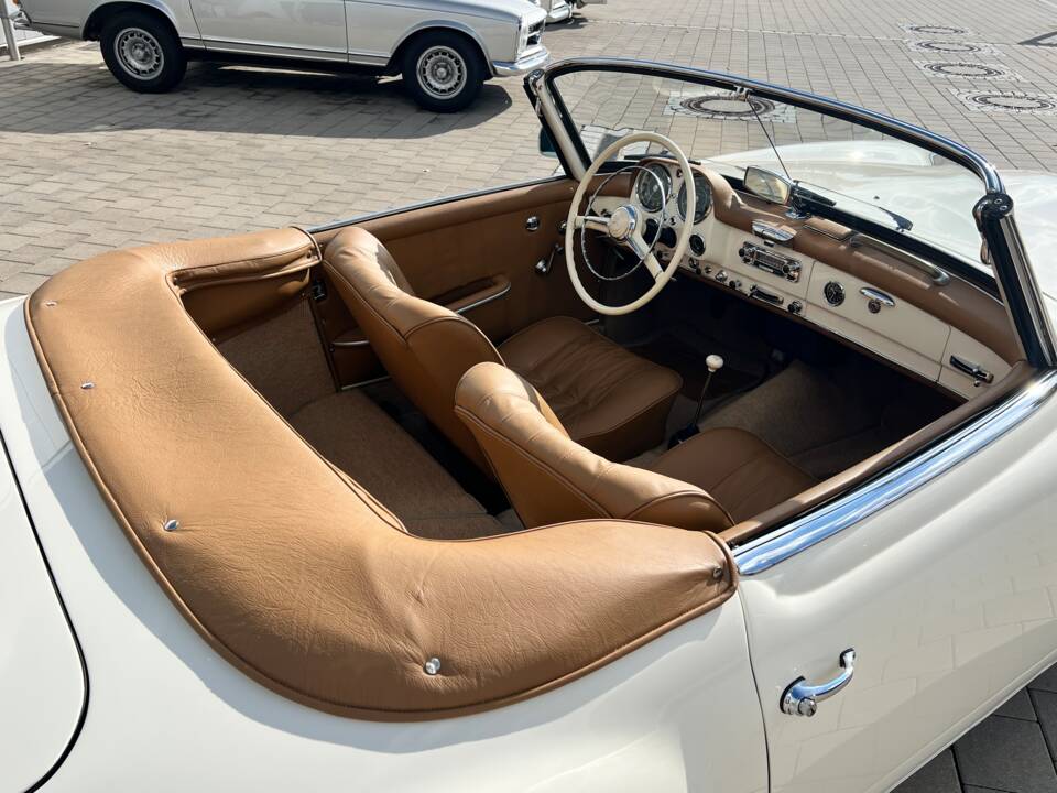Afbeelding 20/28 van Mercedes-Benz 190 SL (1960)