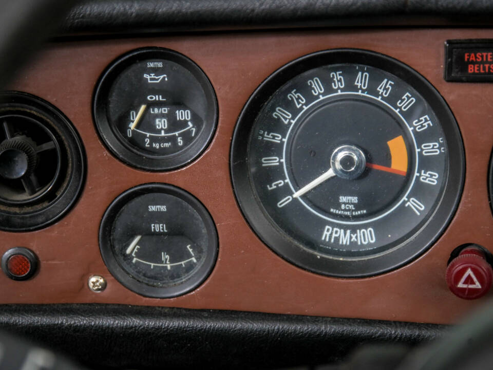 Bild 20/50 von Triumph Stag (1972)