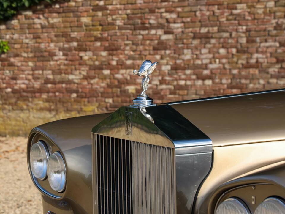 Image 26/50 of Rolls-Royce Silver Cloud III "Chinese Eyes" (1965)