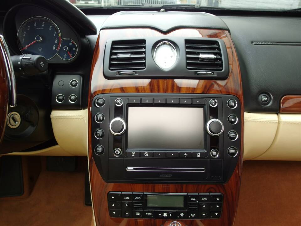 Bild 50/100 von Maserati Quattroporte 4.2 (2010)